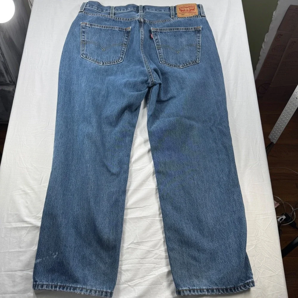 Levis measurements waist